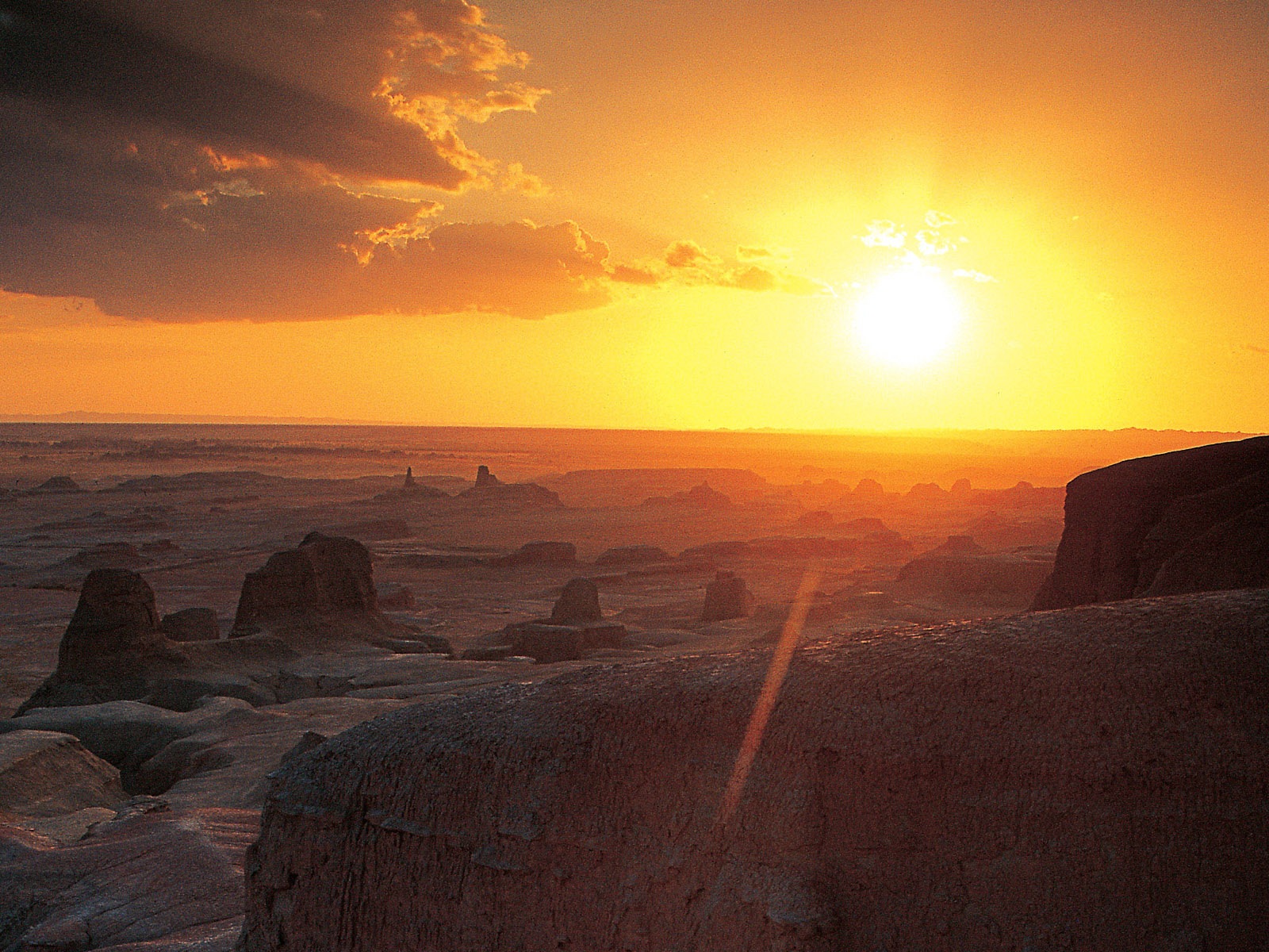 뜨겁고 건조한 사막, 윈도우 8 파노라마 와이드 스크린 배경 화면 #12 - 1600x1200