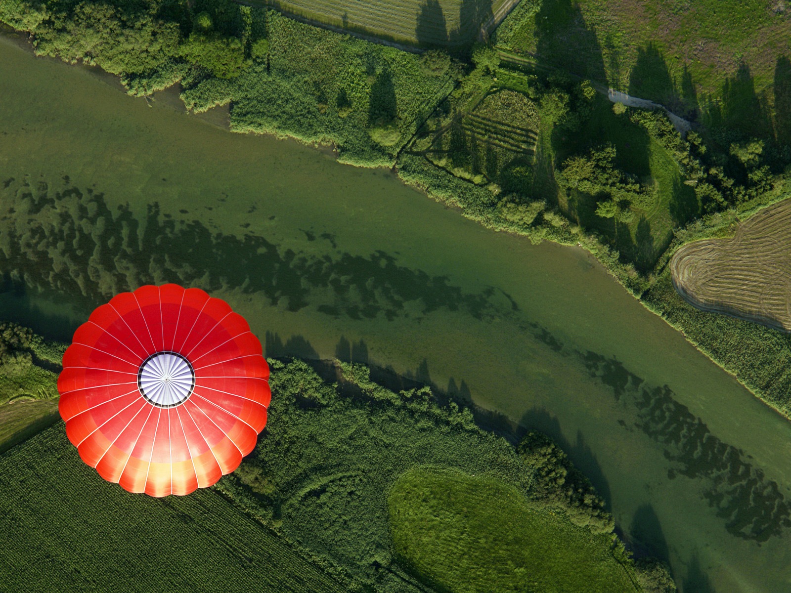 Радуга воздушный шар, Windows 8 тема HD обои #8 - 1600x1200