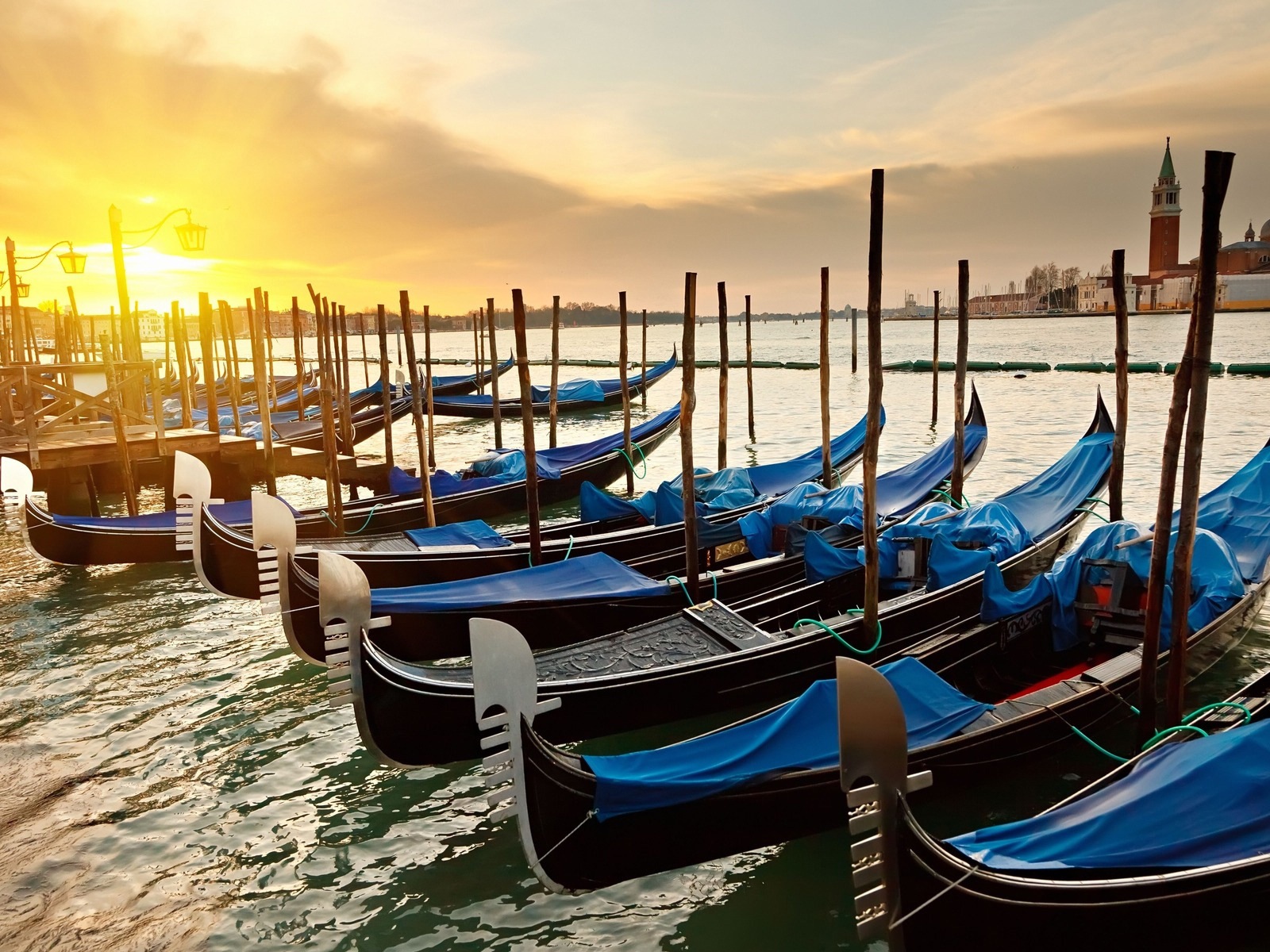 Krásné Watertown, Venice HD tapety na plochu #19 - 1600x1200
