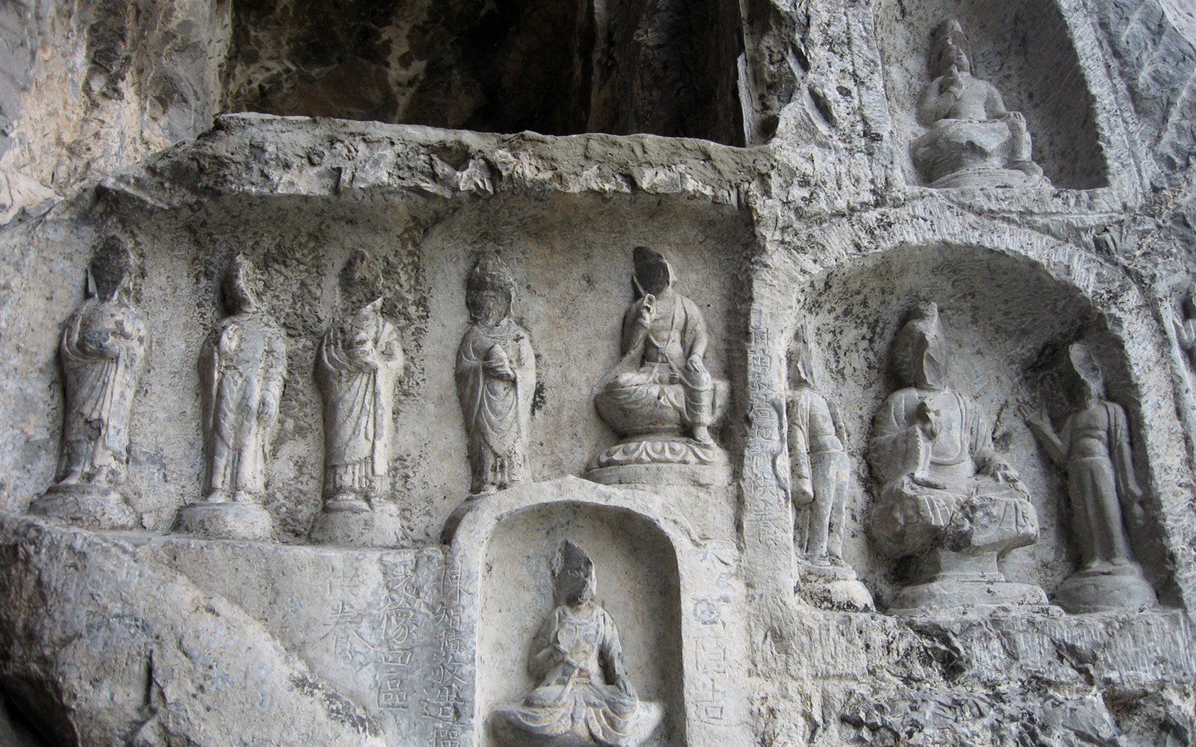 낙양, Longmen의 Grottoes는 배경 화면 #25 - 1680x1050