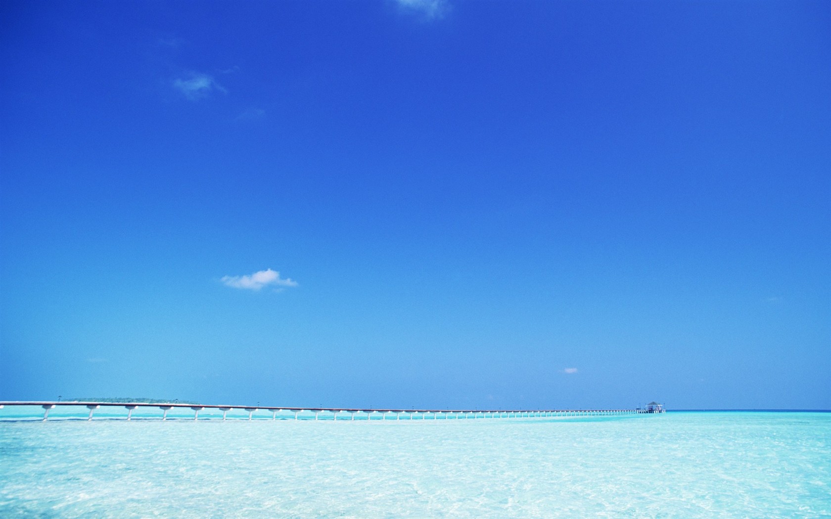 Maledivy vody a modrou oblohu #22 - 1680x1050
