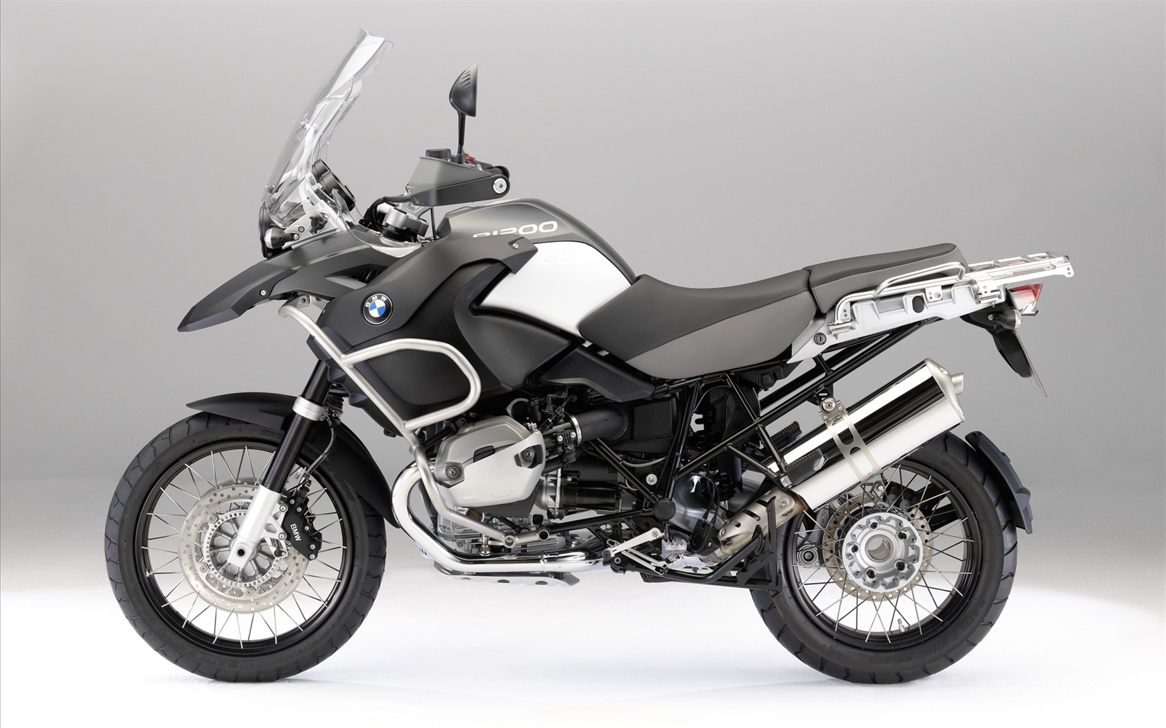 2010 fonds d'écran de motos BMW #27 - 1680x1050