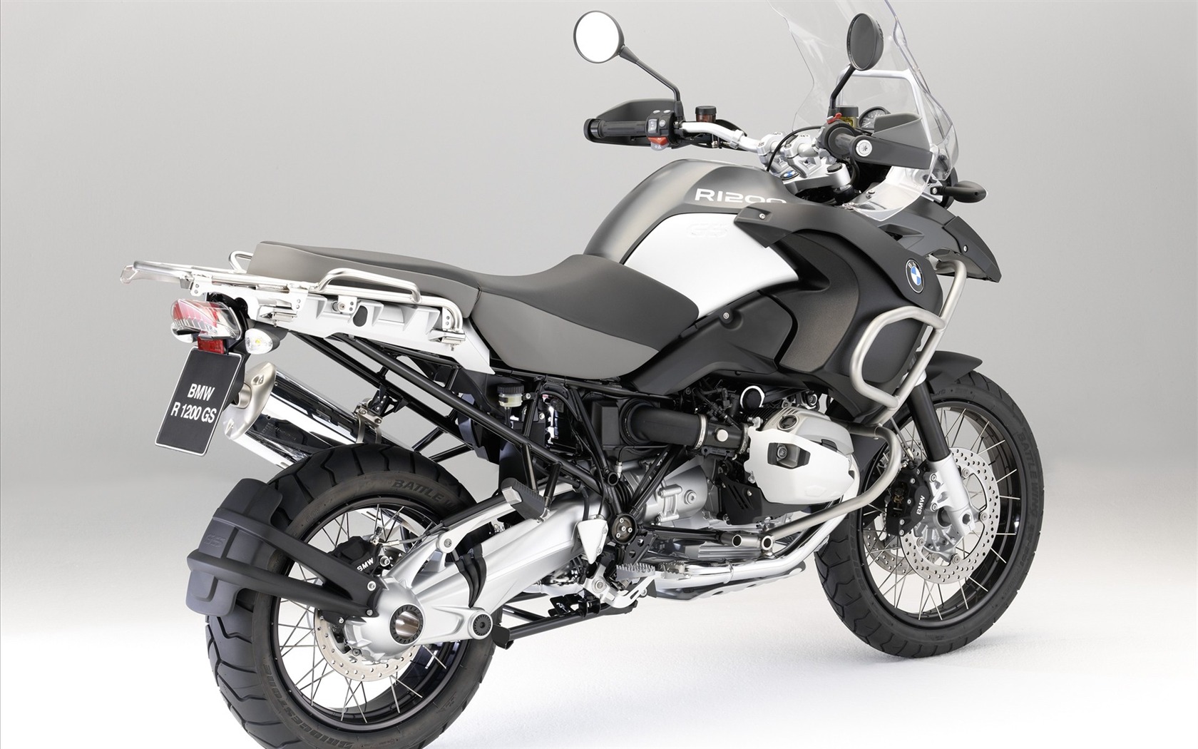 2010 fonds d'écran de motos BMW #30 - 1680x1050