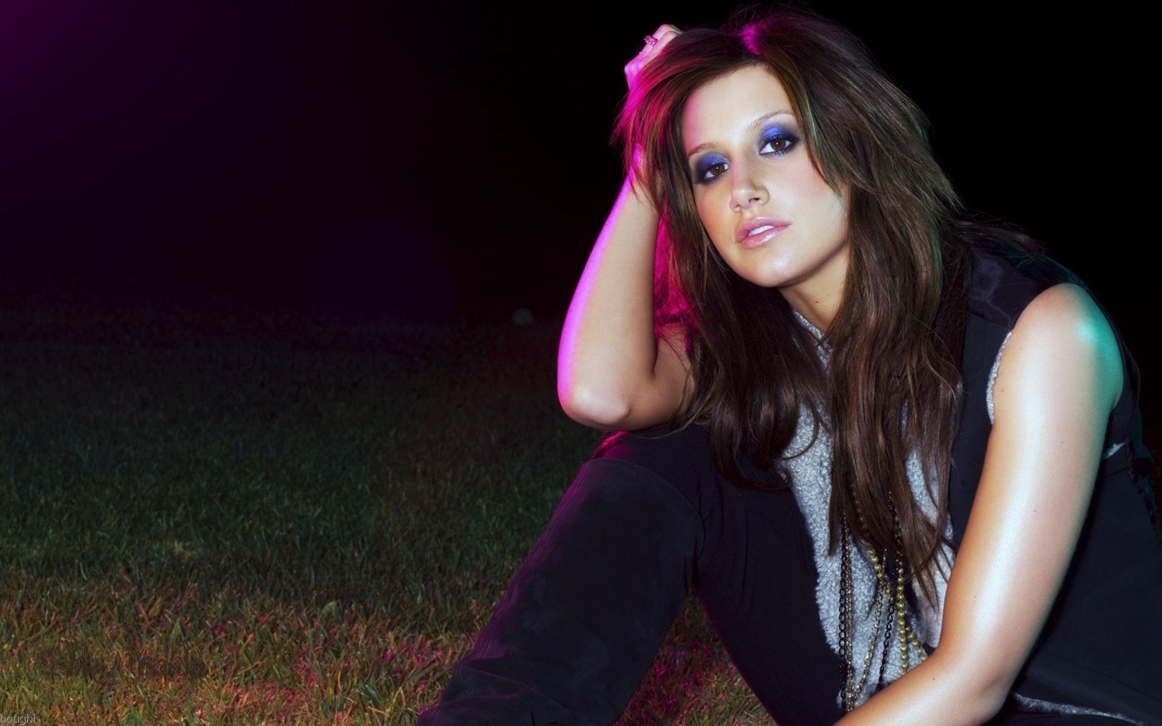 Ashley Tisdale beautiful wallpaper (2) #18 - 1680x1050