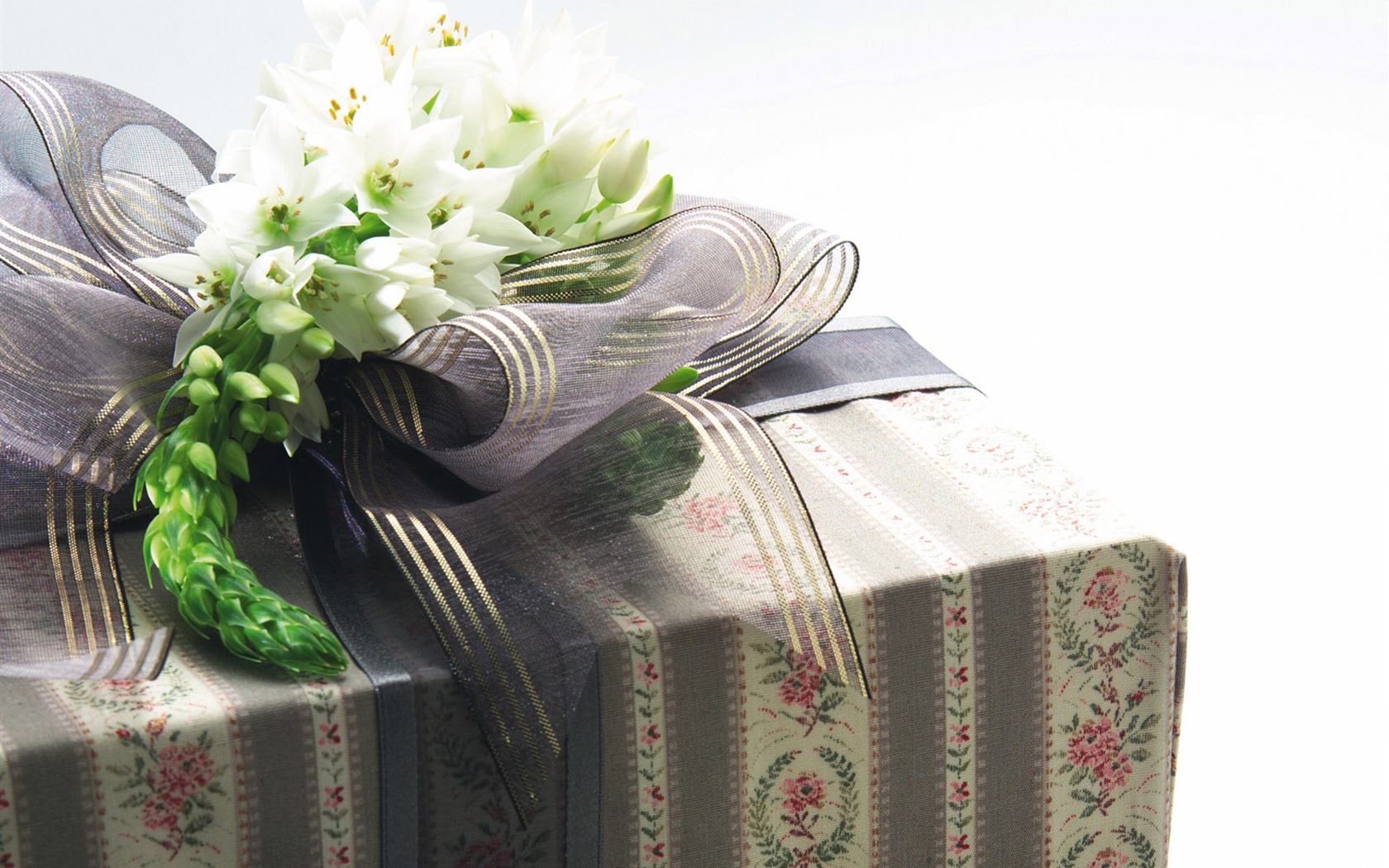 Gift decoration wallpaper (4) #11 - 1680x1050