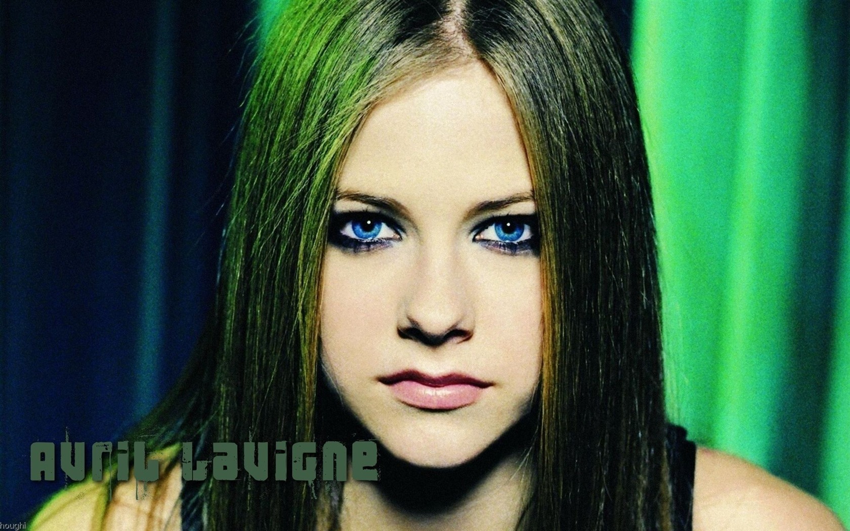 Avril Lavigne 艾薇儿·拉维妮 美女壁纸22 - 1680x1050