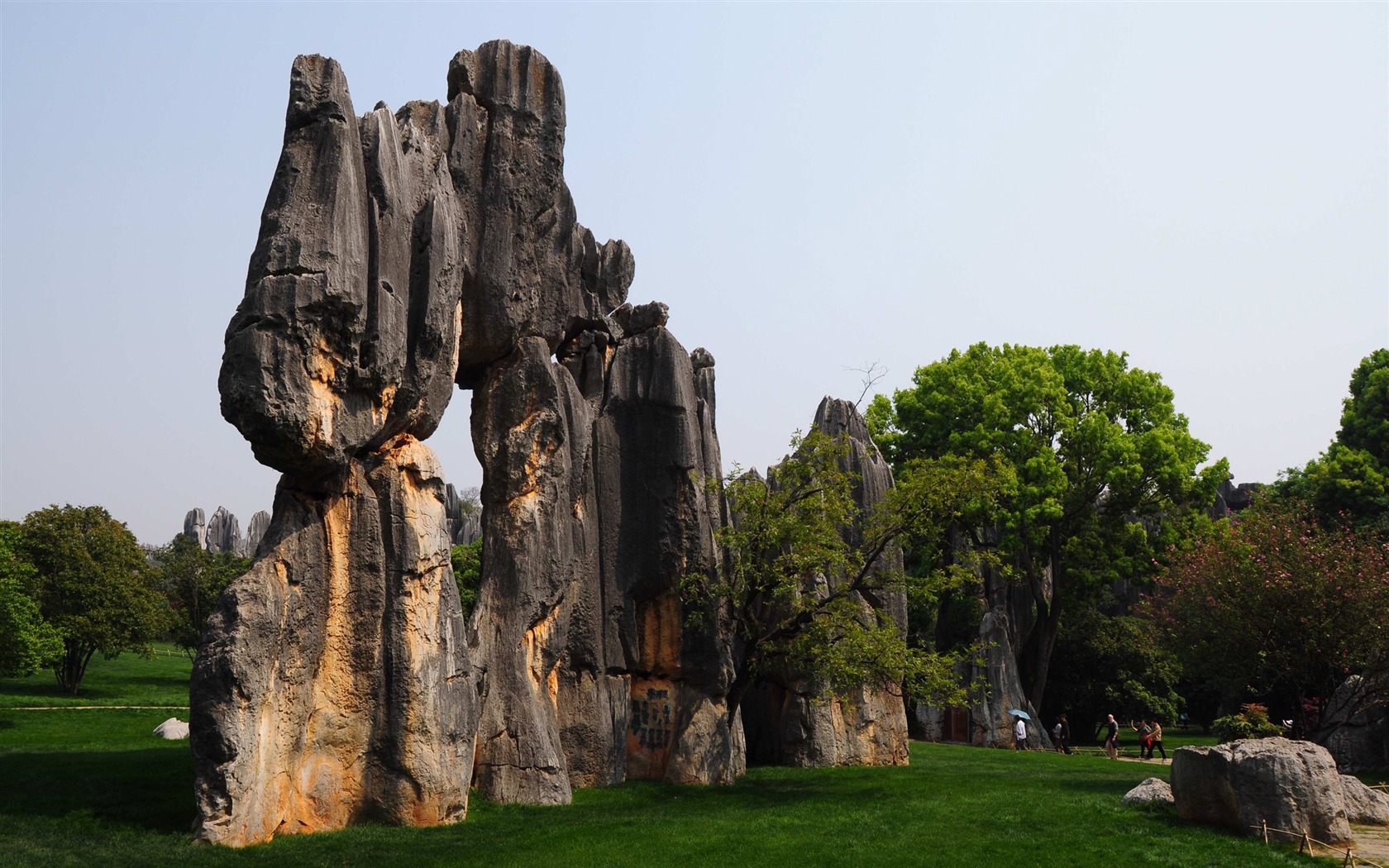 Bosque de Piedras de Yunnan en línea (1) (obras Khitan lobo) #2 - 1680x1050
