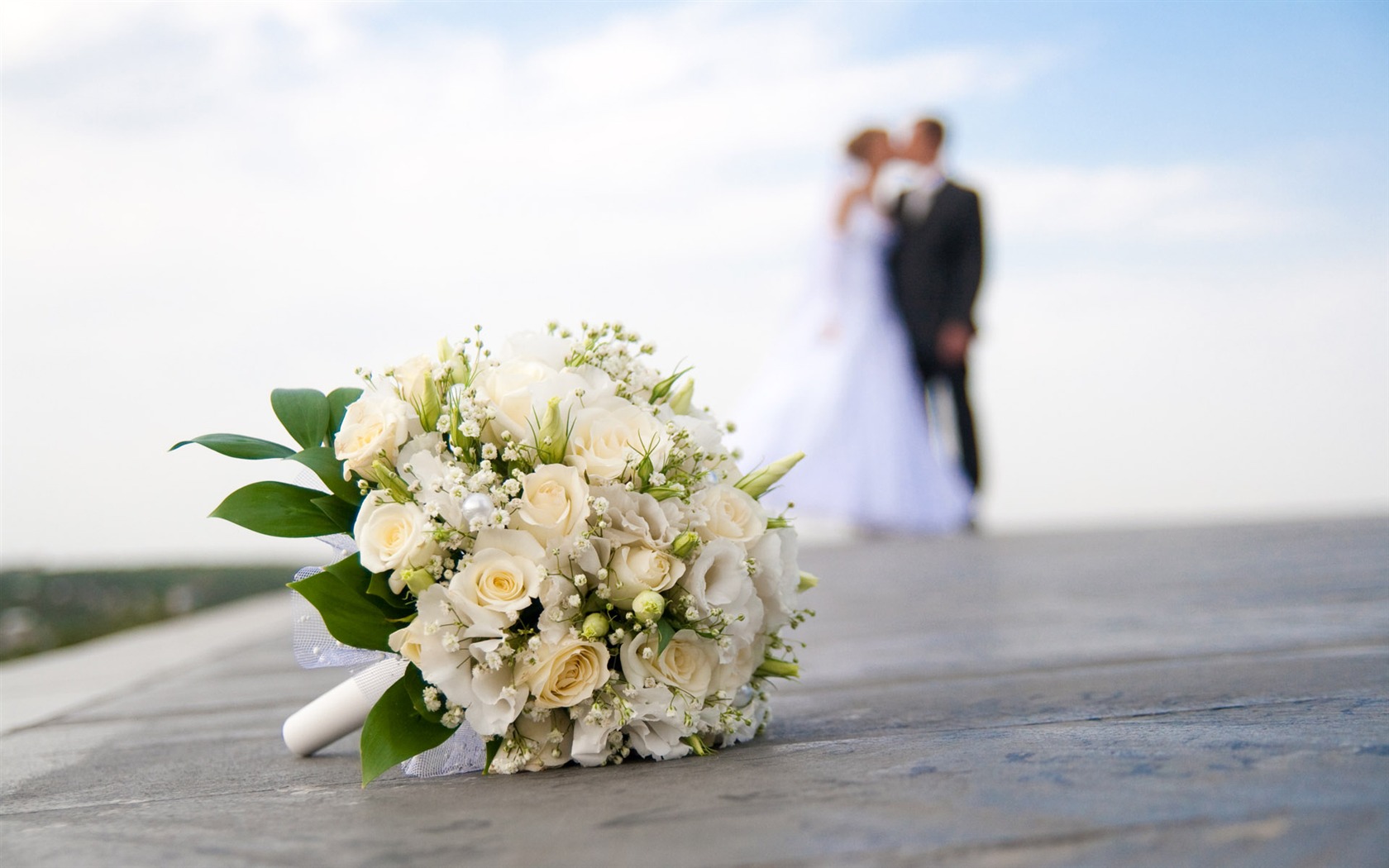Weddings and Flowers wallpaper (2) #18 - 1680x1050