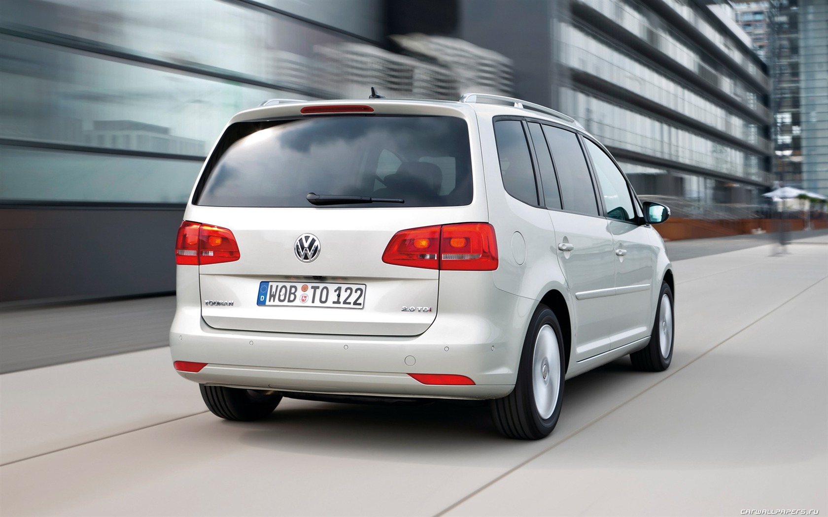 Volkswagen Touran TDI - 2010 fonds d'écran HD #4 - 1680x1050