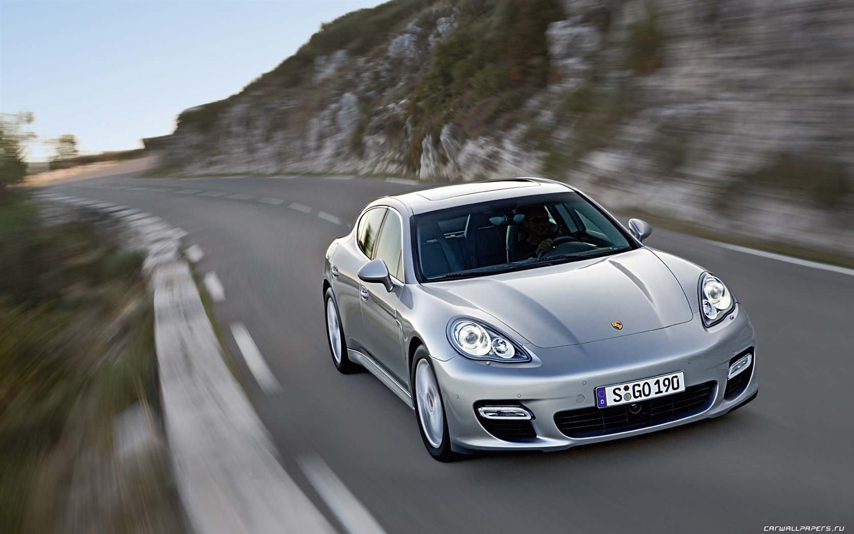 Porsche Panamera Turbo - 2009 保时捷17 - 1680x1050