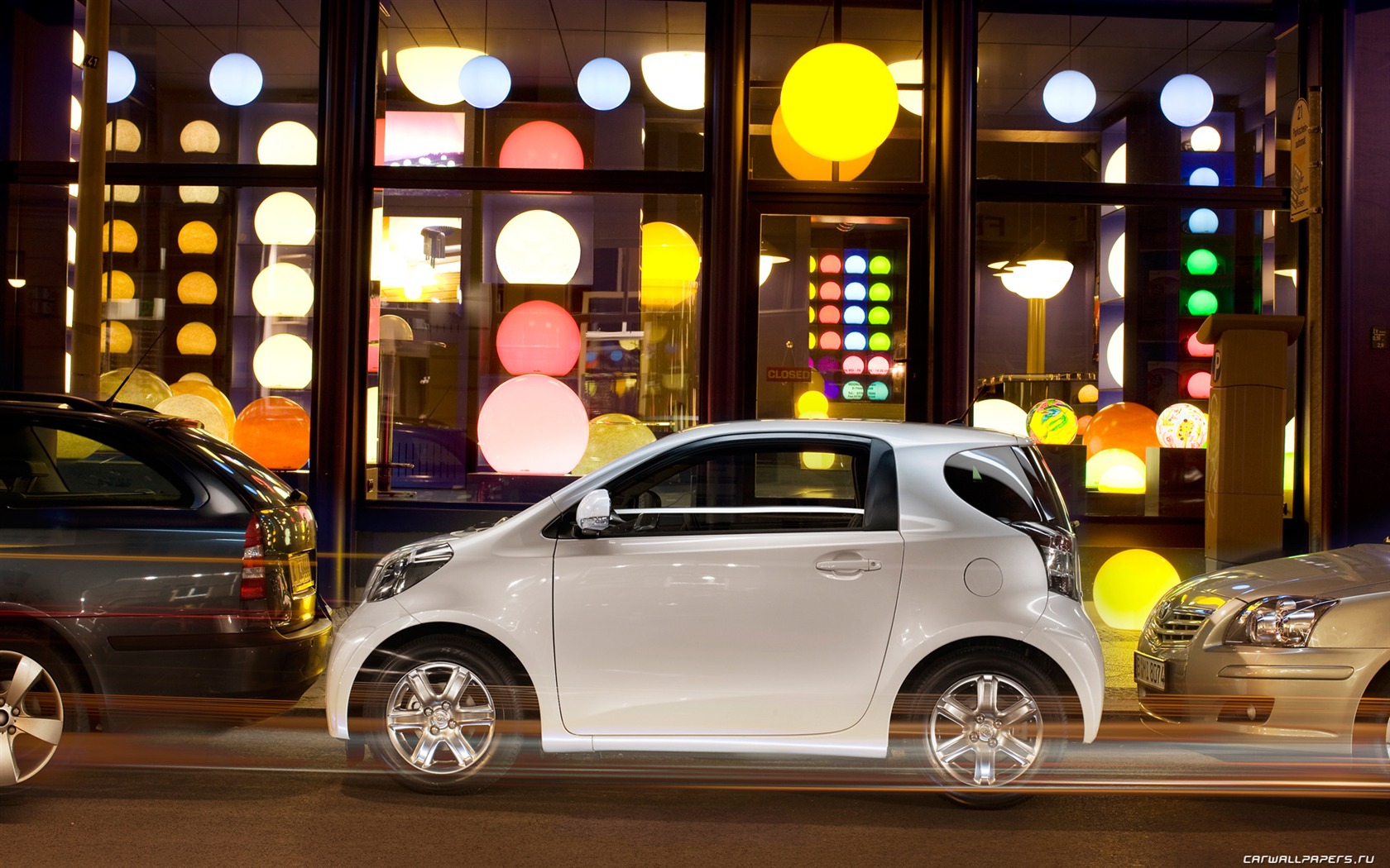 Toyota iQ - 2009 HD Wallpaper (2) #4 - 1680x1050