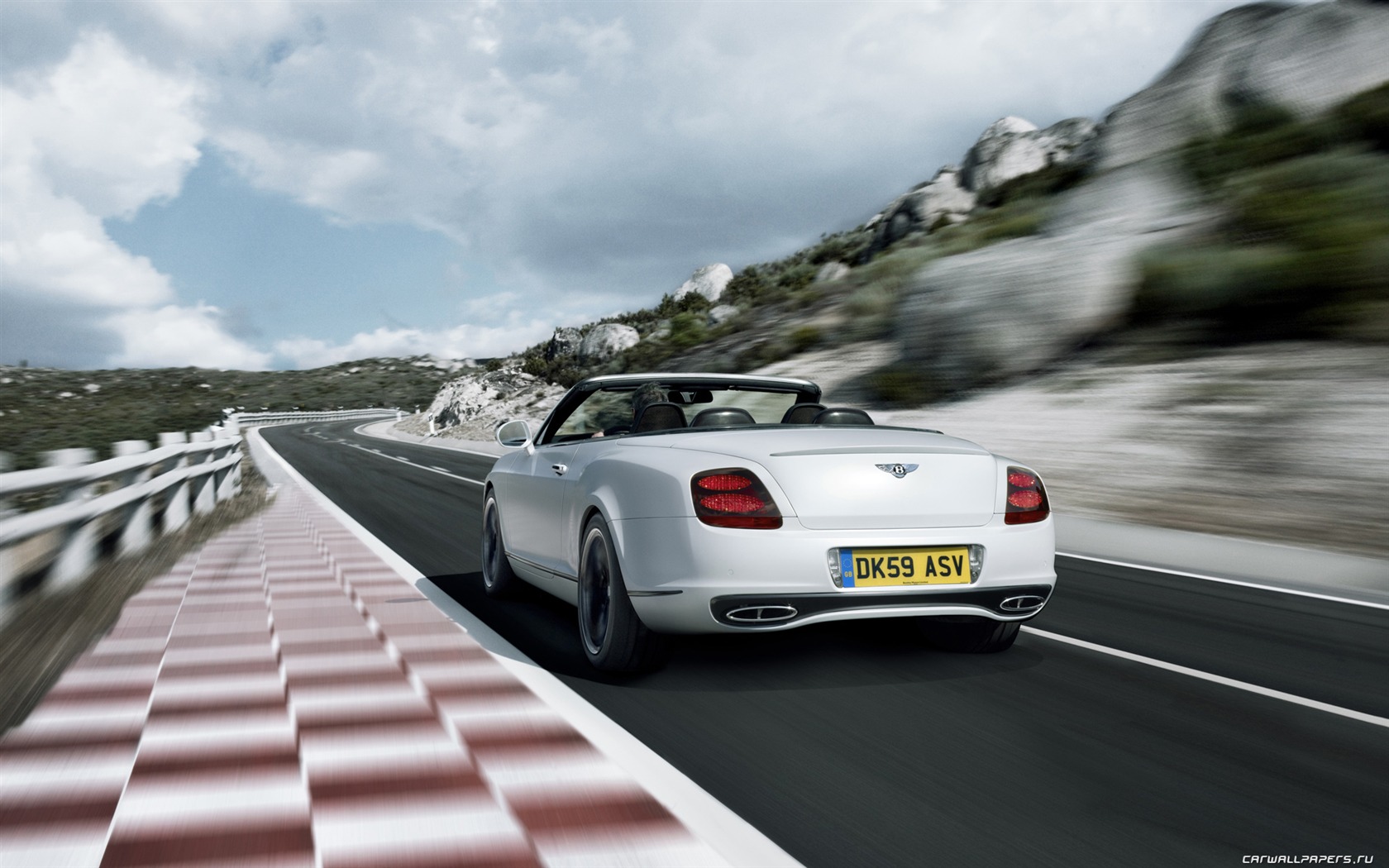 Bentley Continental Supersports Cabrio - 2010 HD Wallpaper #30 - 1680x1050