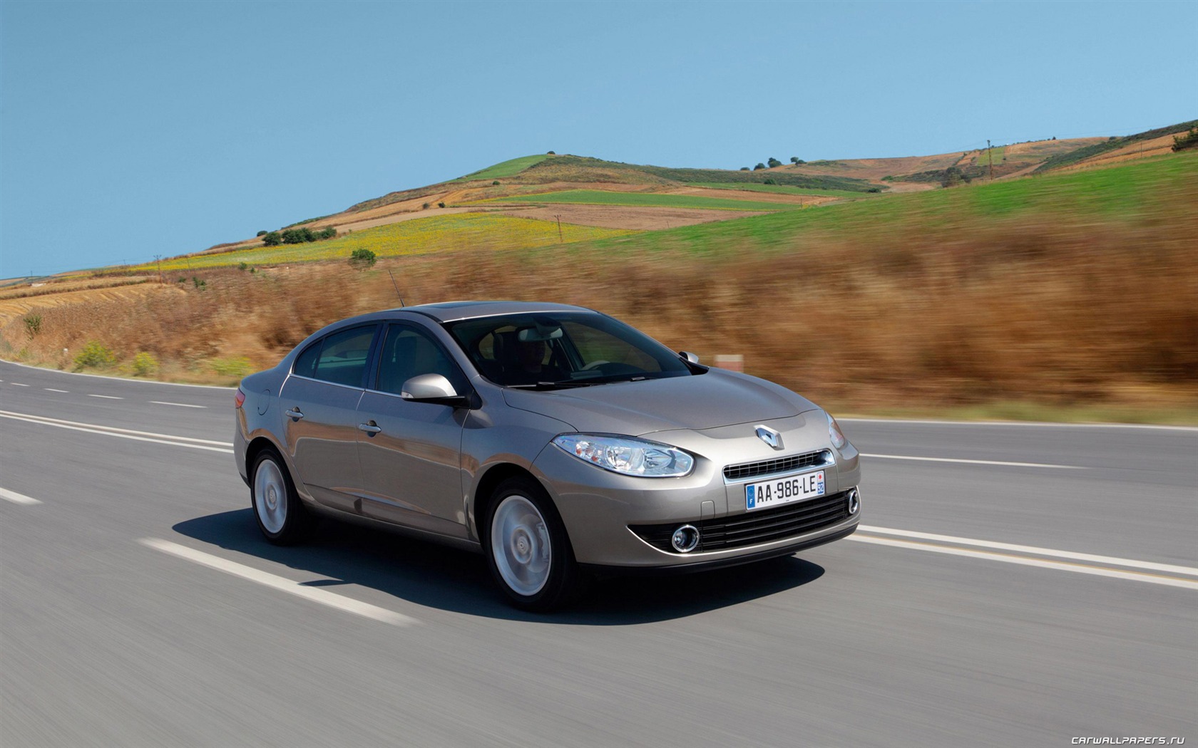 Renault Fluence - 2009 HD Wallpaper #21 - 1680x1050