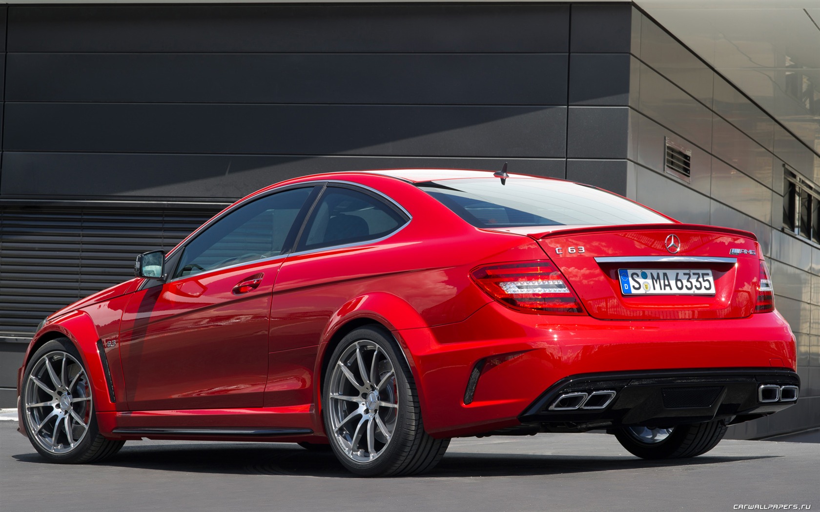 Mercedes-Benz C63 AMG Black Series Coupe - 2011 HD wallpapers #8 - 1680x1050