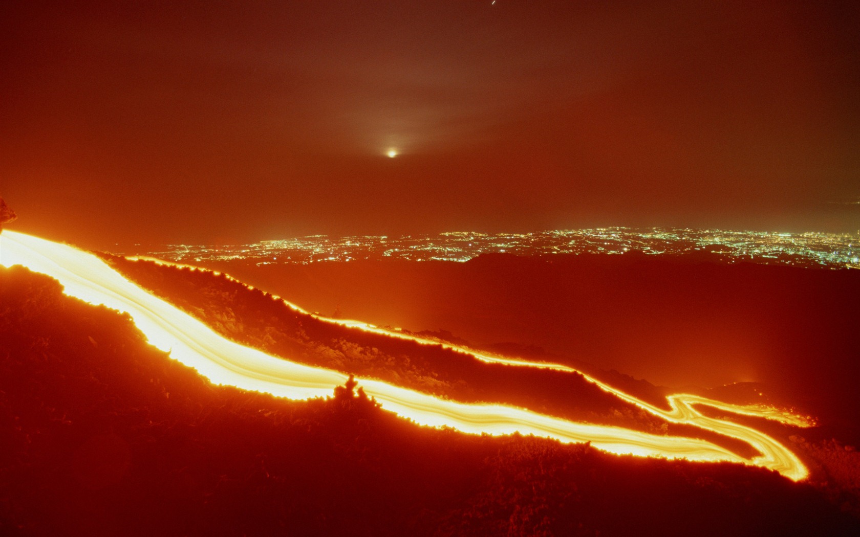 Vulkanausbruch von der herrlichen Landschaft Tapeten #7 - 1680x1050
