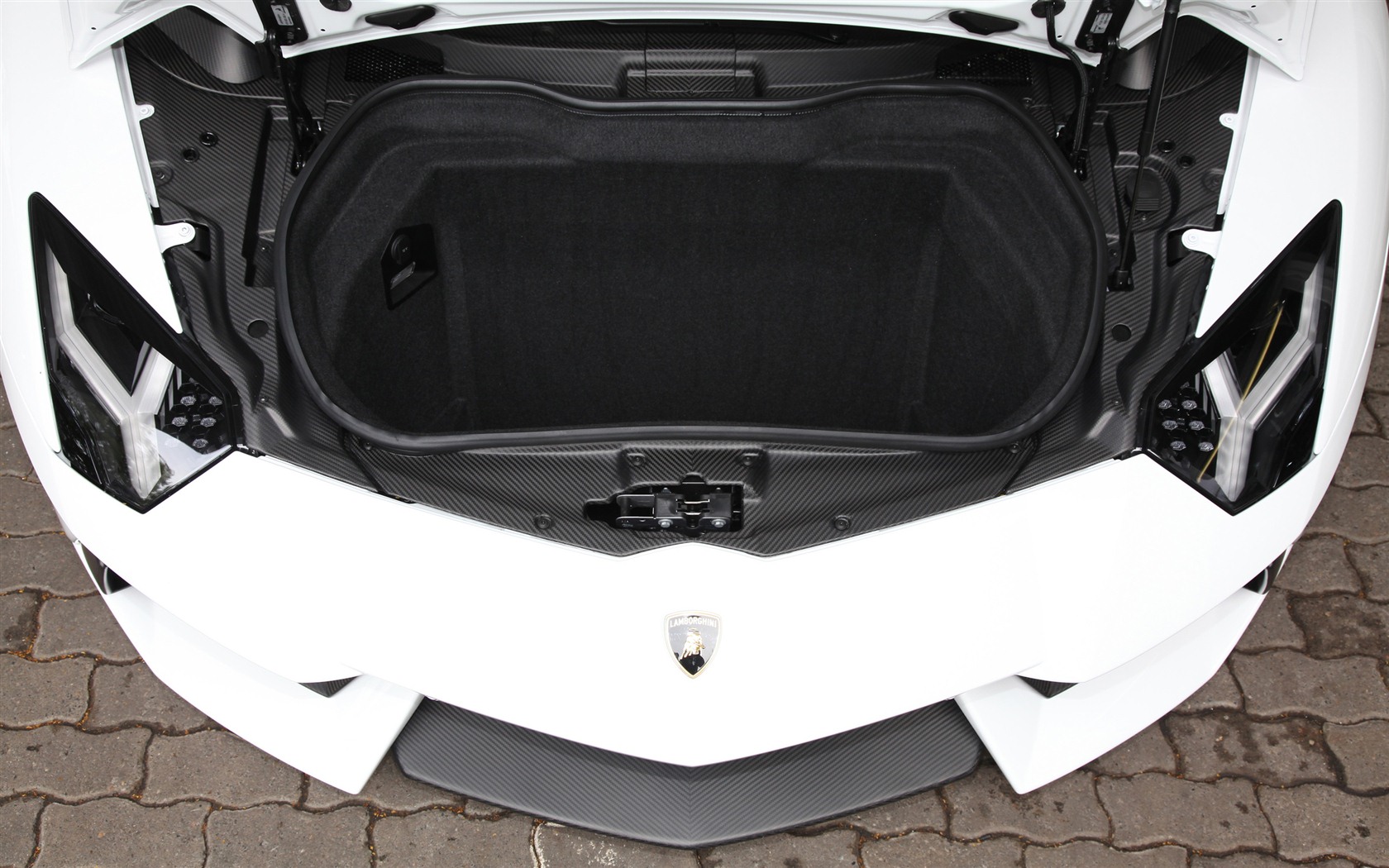 2012 Lamborghini Aventador LP700-4 HD обои #5 - 1680x1050
