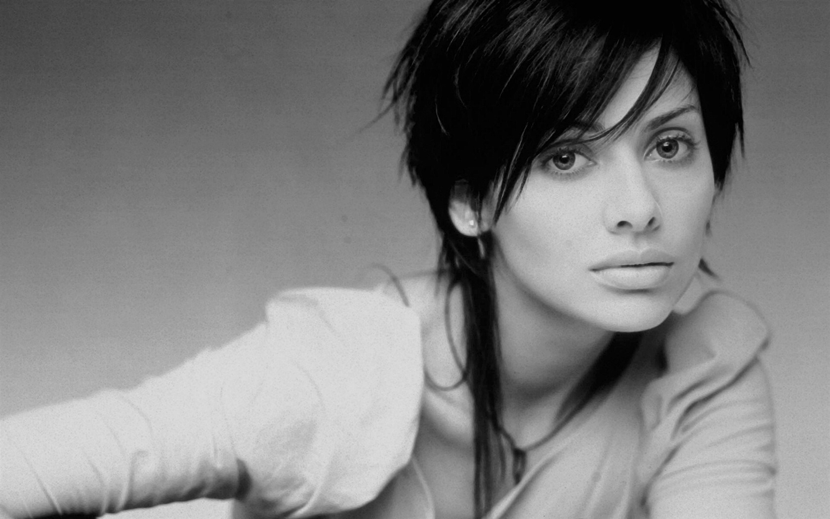 Natalie Imbruglia beautiful wallpapers #7 - 1680x1050