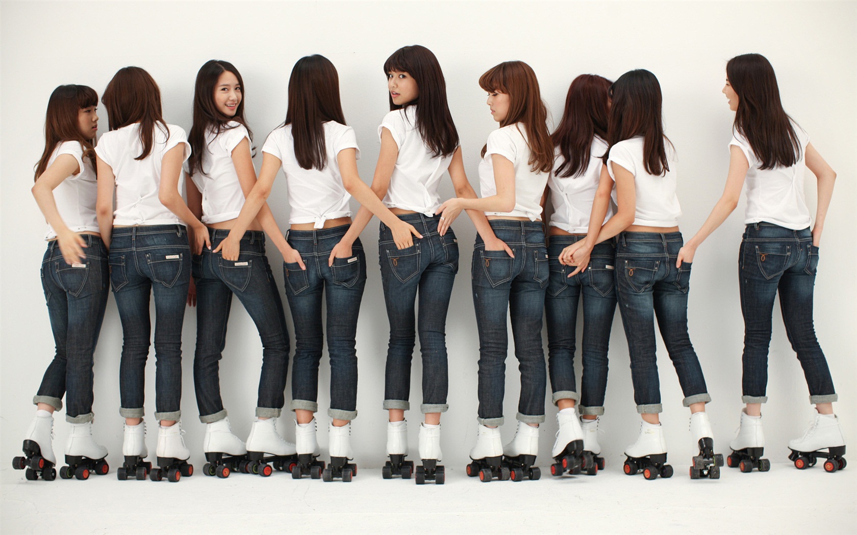 Girls Generation latest HD wallpapers collection #13 - 1680x1050