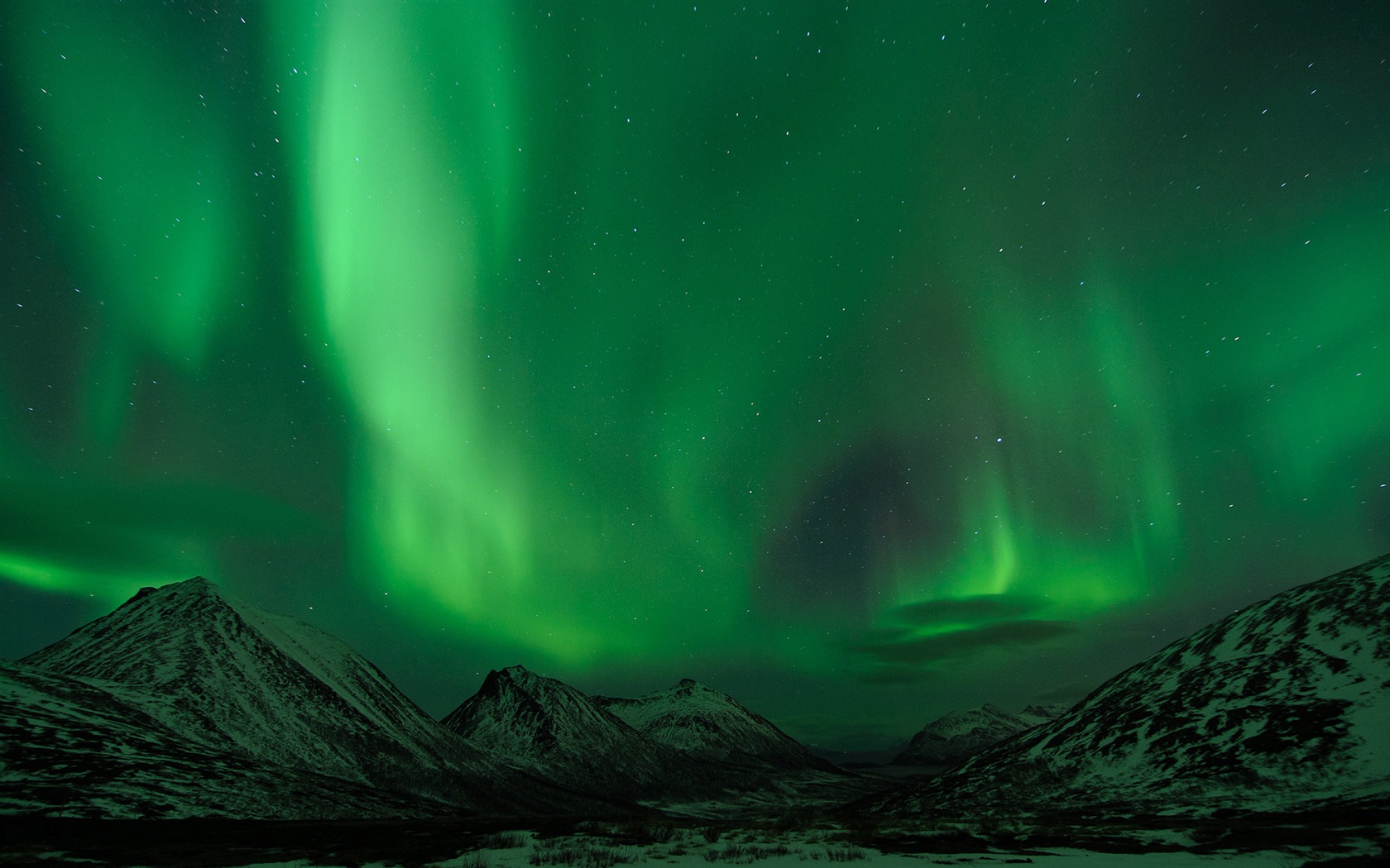 Natural wonders of the Northern Lights HD Wallpaper (1) #20 - 1680x1050