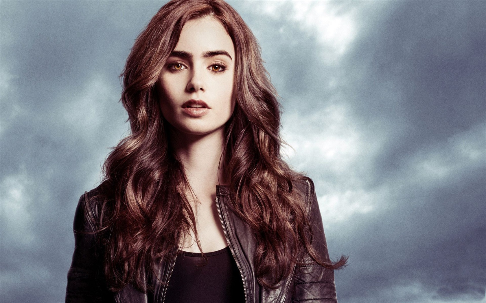 Lily Collins beautiful wallpapers #18 - 1680x1050