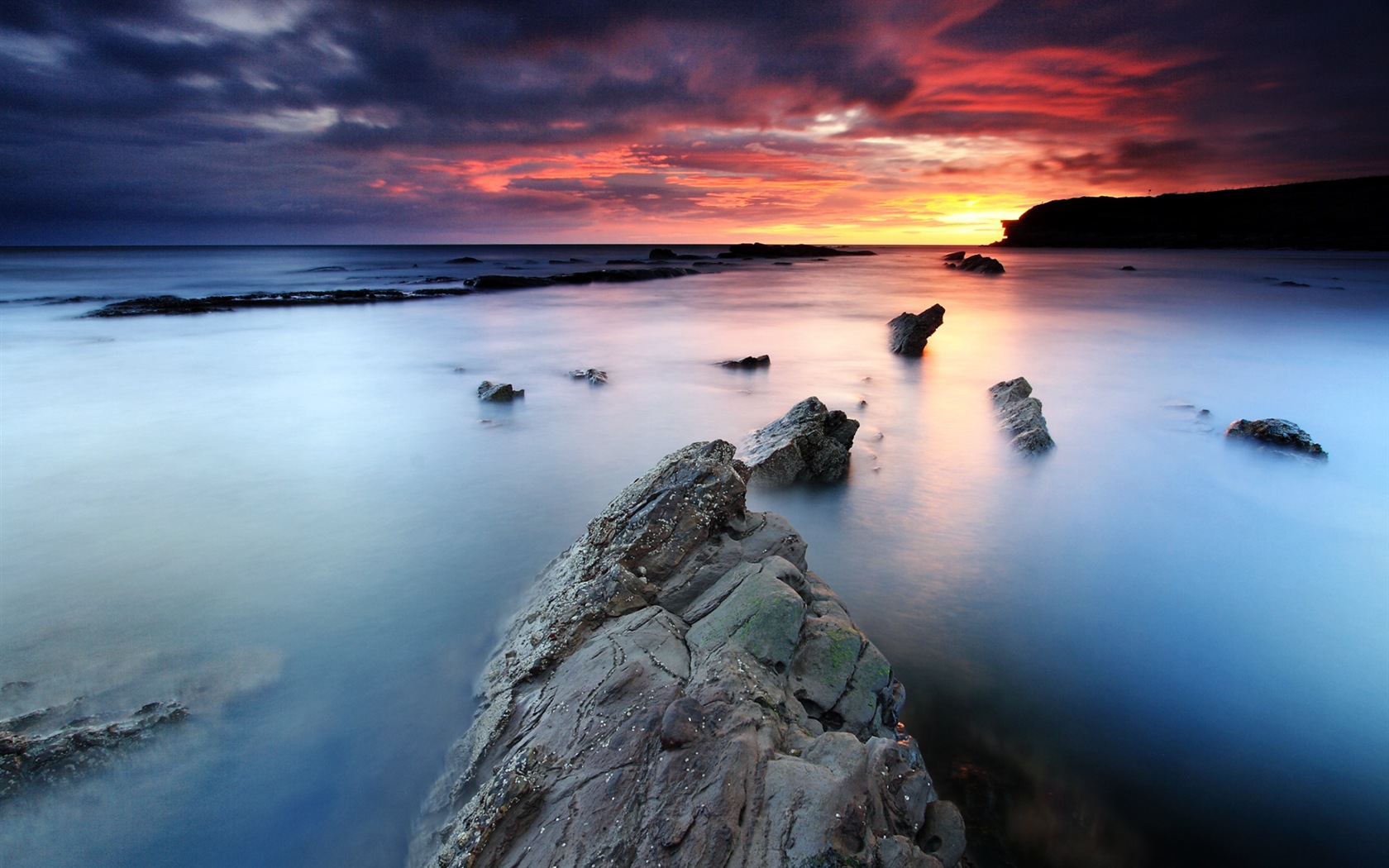 Windows 8 theme wallpaper: Beach sunrise and sunset views #10 - 1680x1050