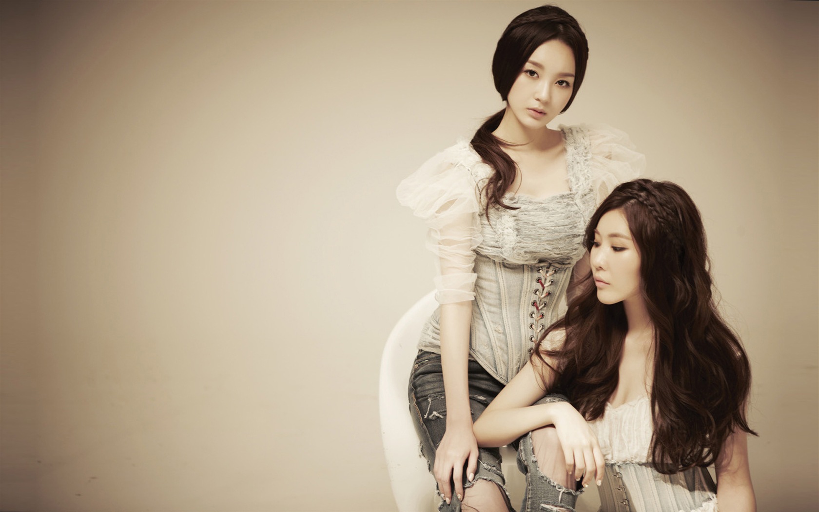Davichi, dúo grupo de chicas de Corea, fondos de pantalla de alta definición #8 - 1680x1050