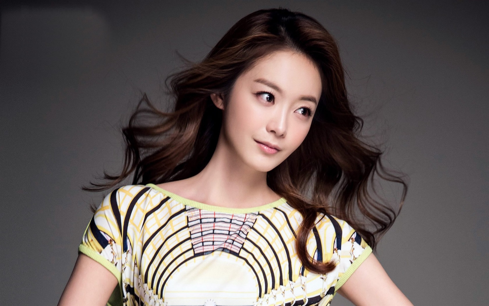 Jeon So-Min, coreano hermosa niña, fondos de pantalla de alta definición #1 - 1680x1050