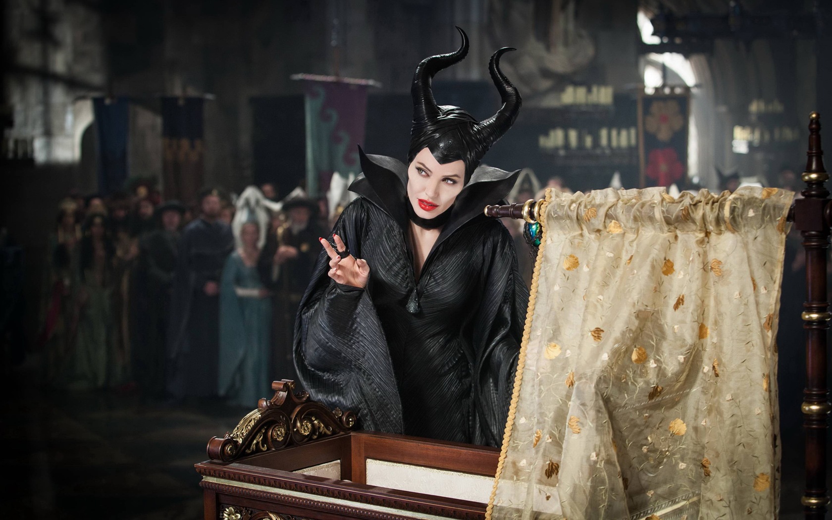 Maleficent 黑魔女：沉睡魔咒 2014 高清电影壁纸5 - 1680x1050