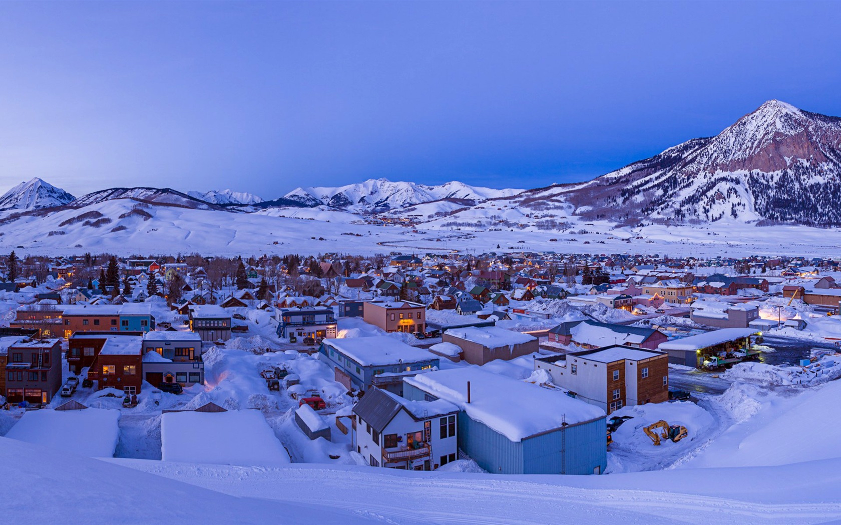 寒冷冬天美丽的雪景，Windows 8 全景宽屏壁纸4 - 1680x1050