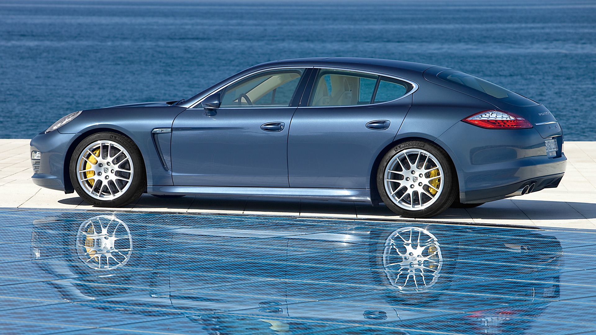 Porsche Panamera 4S - 2009 HD Wallpaper #17 - 1920x1080