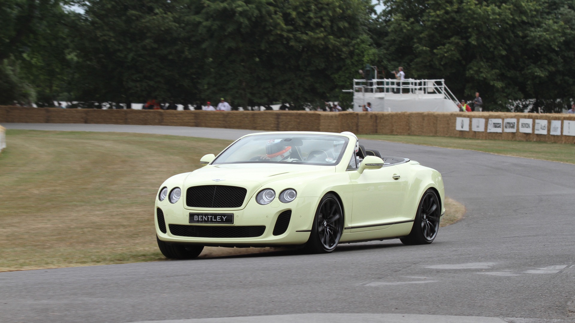 Bentley Continental Supersports Convertible - 2010 HD wallpaper #20 - 1920x1080