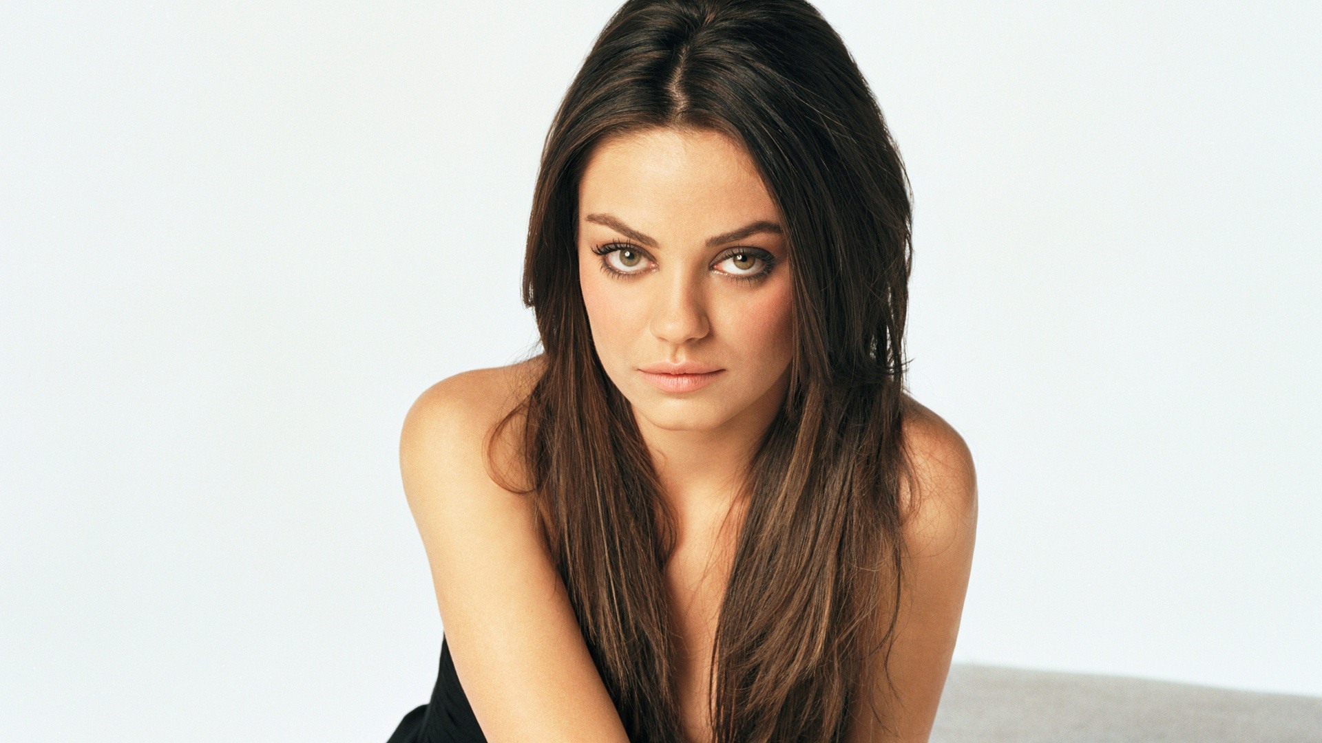 Mila Kunis 米拉·库妮丝 美女壁纸13 - 1920x1080