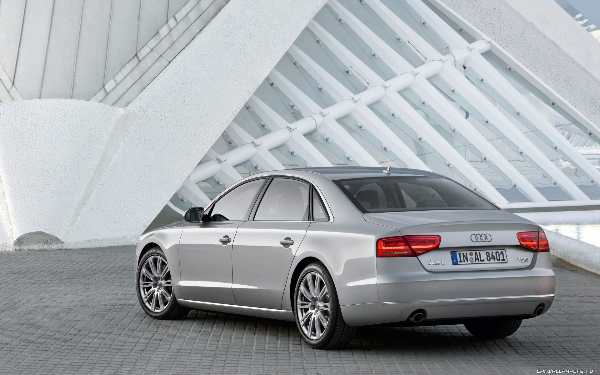 Audi A8 L 3.0 TFSI Quattro - 2010 HD Wallpaper #12 - 1920x1200