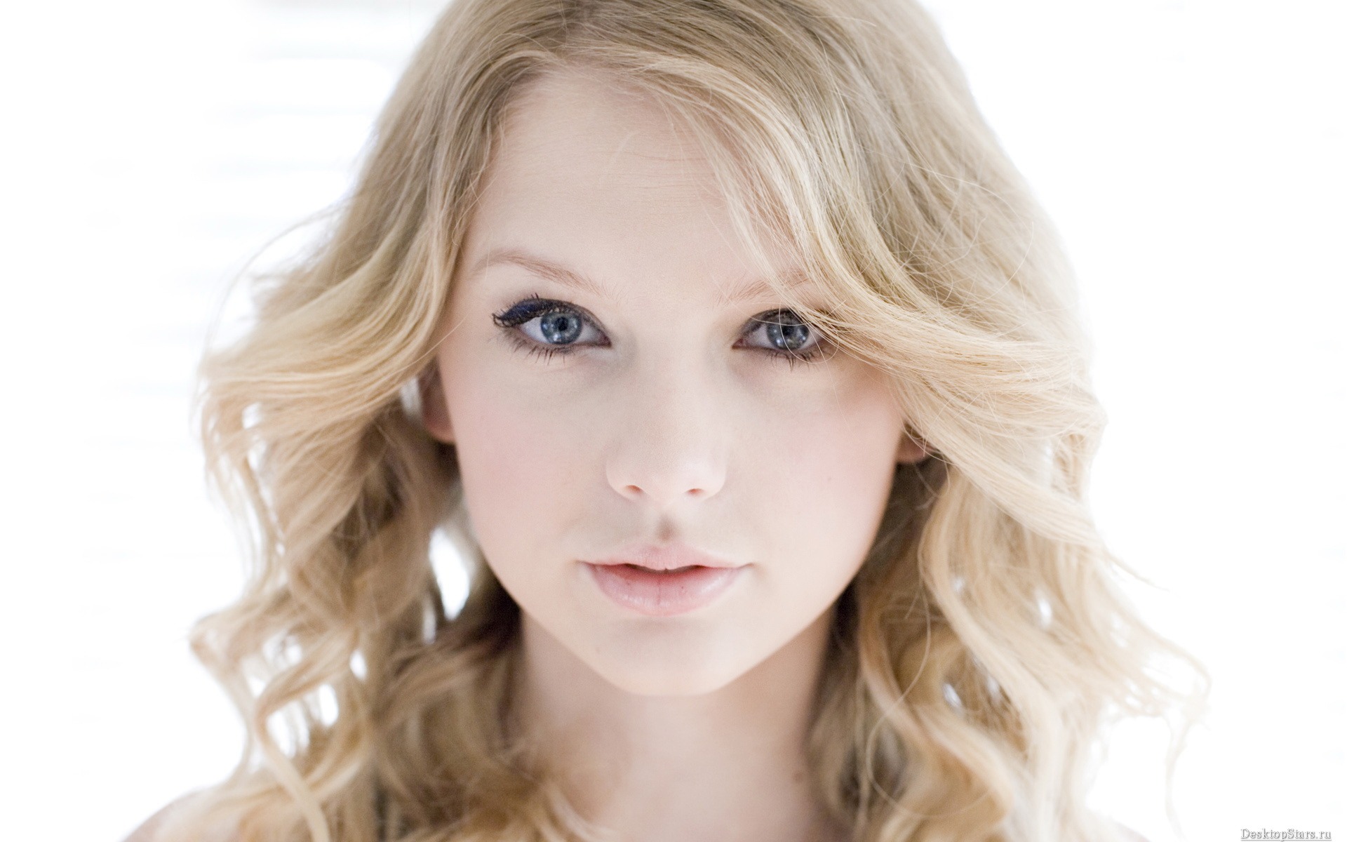 Taylor Swift hermoso fondo de pantalla (2) #1 - 1920x1200