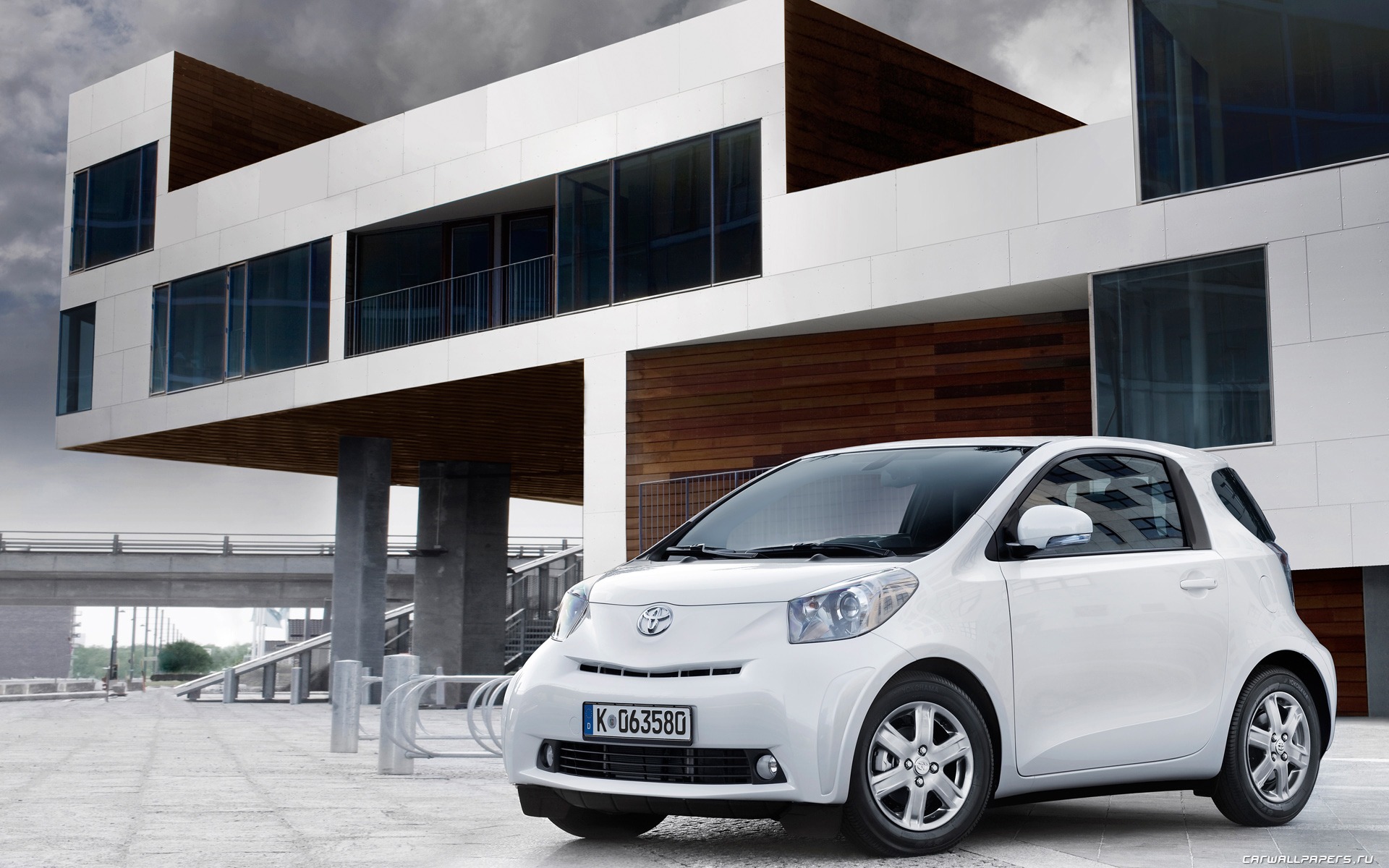 Toyota iQ - 2009 HD wallpaper (1) #4 - 1920x1200