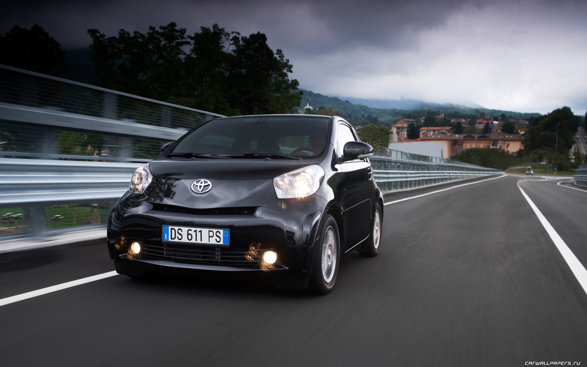 Toyota iQ - 2009 HD Wallpaper (1) #16 - 1920x1200