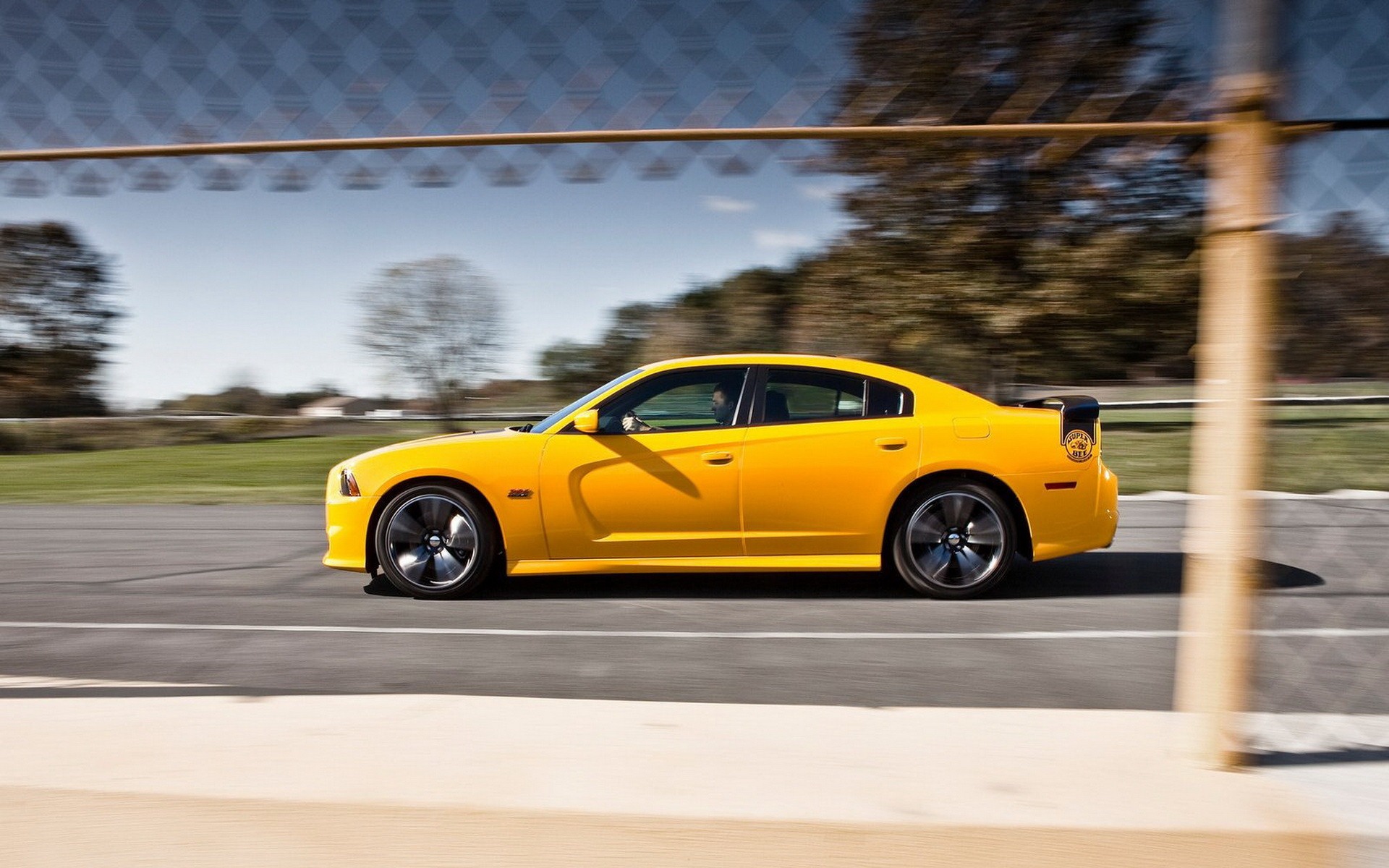 Dodge Charger sports car HD wallpapers #8 - 1920x1200