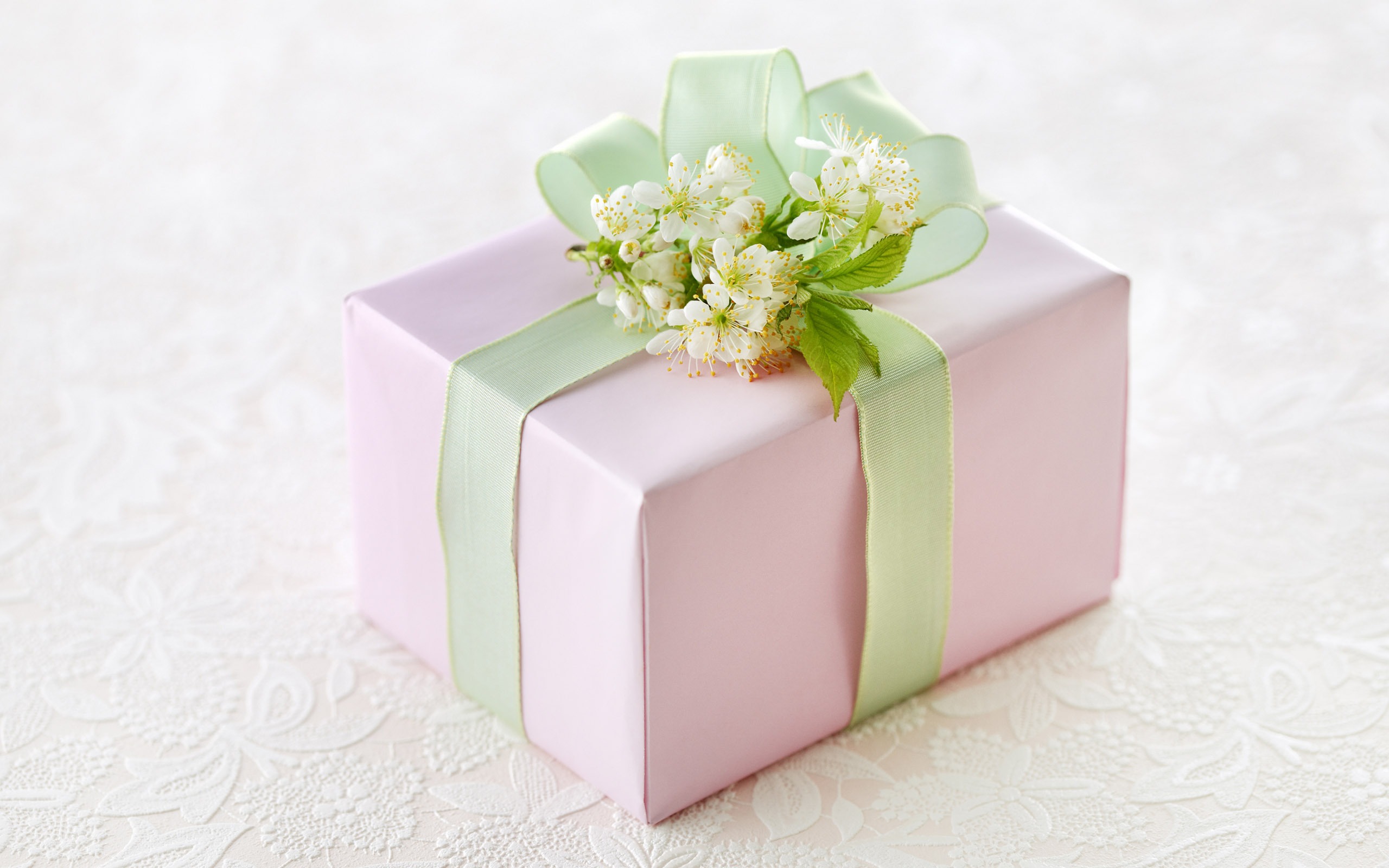 Flowers Gifts HD Wallpapers (1) #9 - 2560x1600