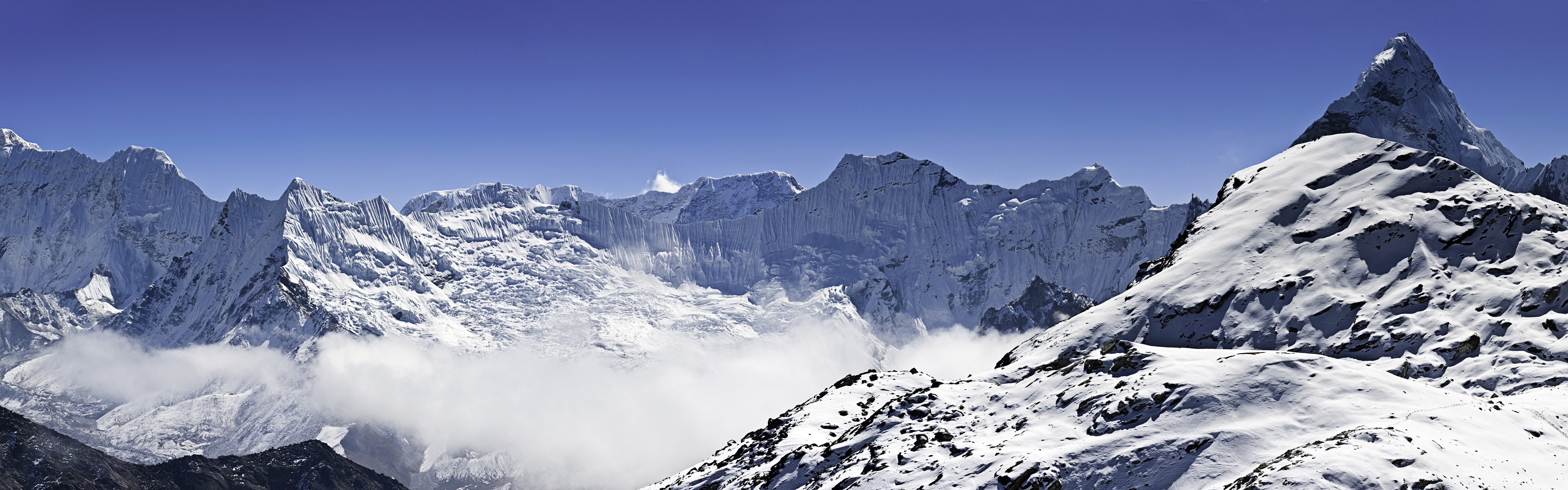 Windows 8 offiziellen Panorama Tapete, Wellen, Wälder, majestätische Berge #14 - 3840x1200