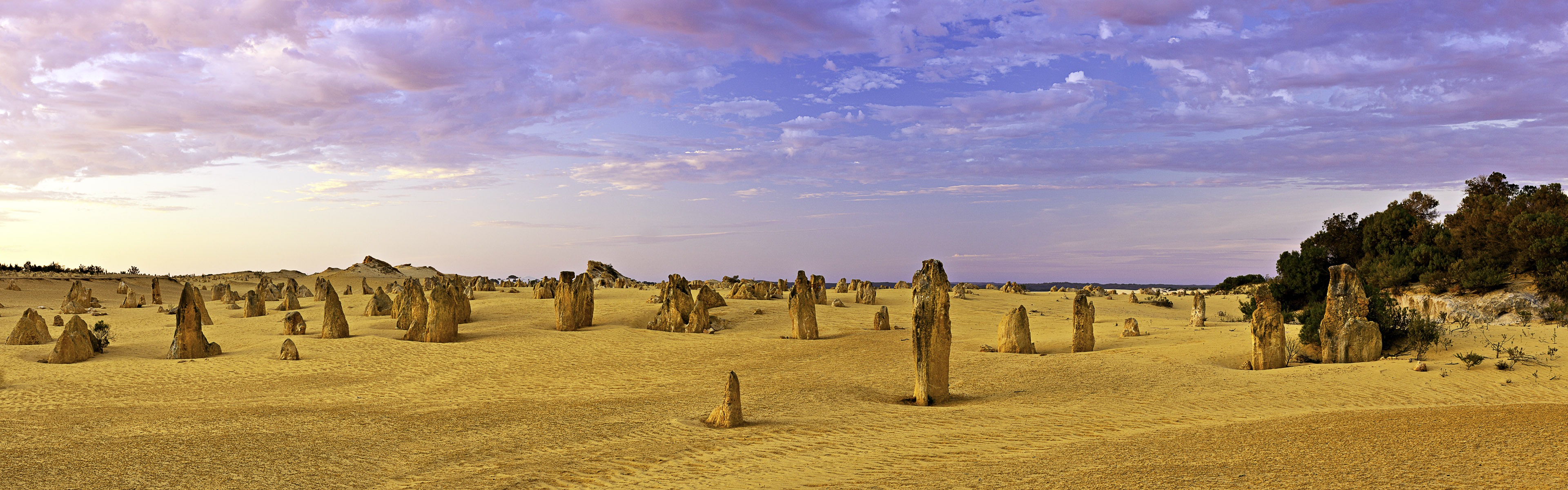 暑くて乾燥した砂漠、Windows 8のパノラマワイドスクリーンの壁紙 #8 - 3840x1200