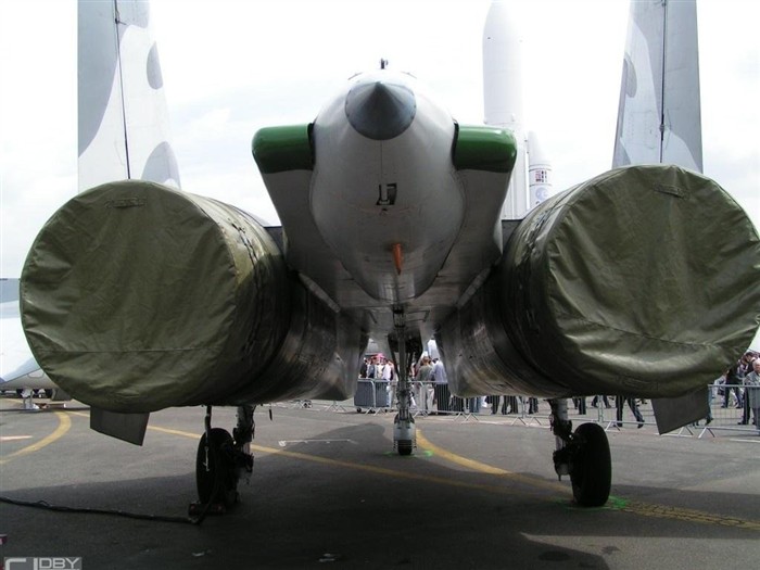 Китайского производства F-11 истребители обои #19