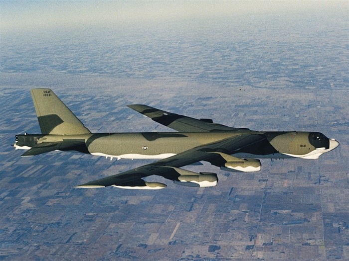 B-52 стратегических бомбардировщиков #12