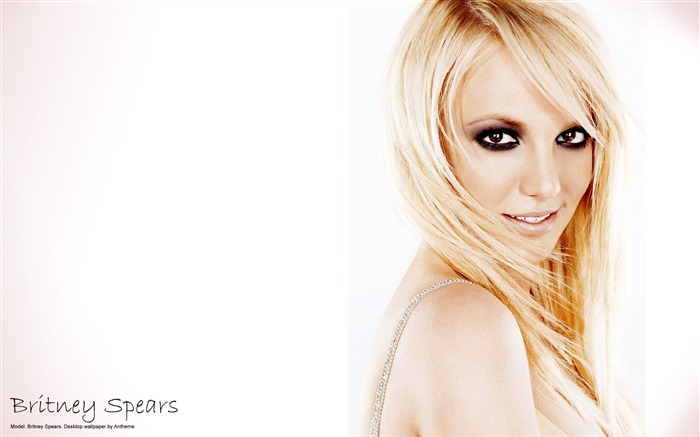 Britney Spears krásnou tapetu #16