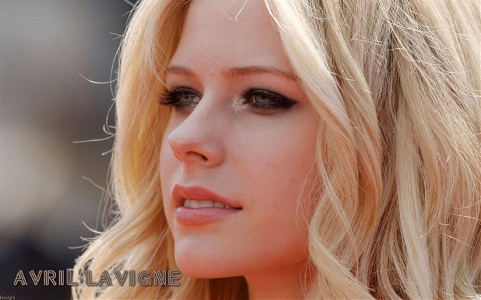 Avril Lavigne hermoso fondo de pantalla #33