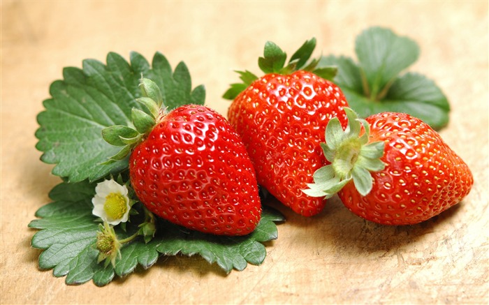 新鲜草莓 高清壁纸5