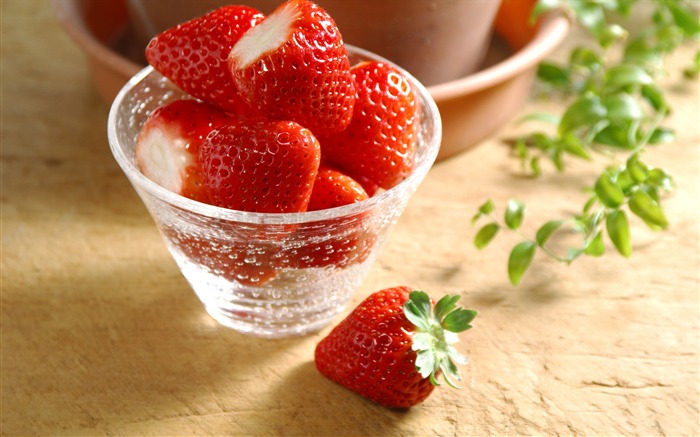 HD wallpaper fresh strawberries #8