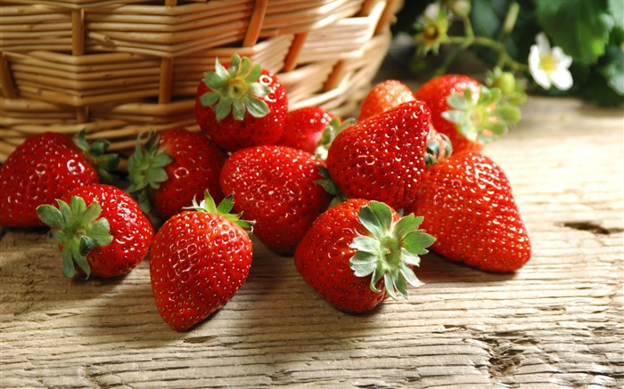 HD wallpaper fresh strawberries #11