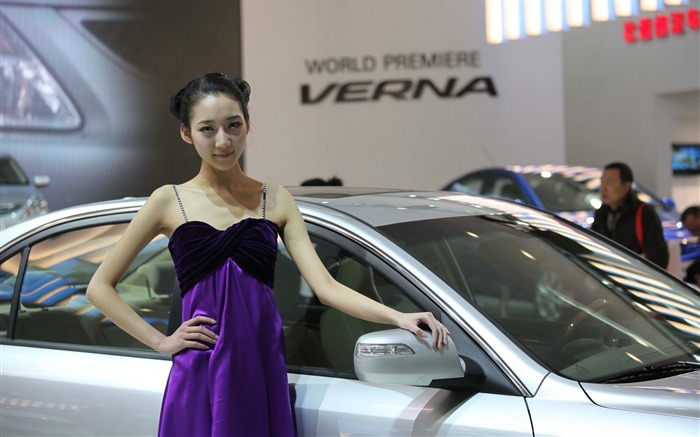 2010 v Pekingu Mezinárodním autosalonu krása (1) (vítr honí mraky práce) #15