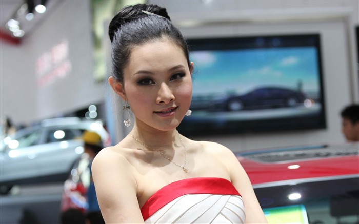 2010北京国際自動車ショーの美しさ (1) (風を追う動作の雲) #40
