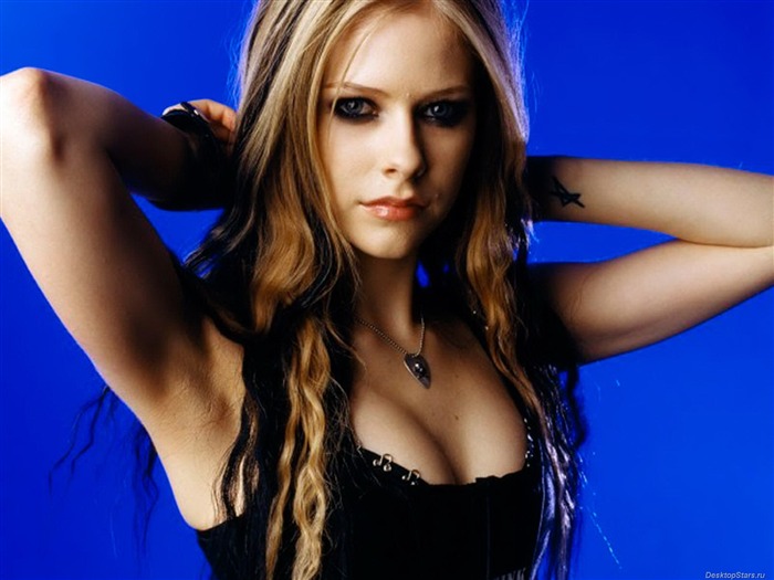 Avril Lavigne 艾薇兒·拉維尼 美女壁紙(三) #33